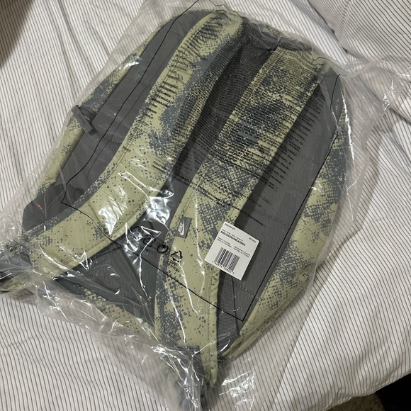 Nike Backpack - Picture 2 of 2